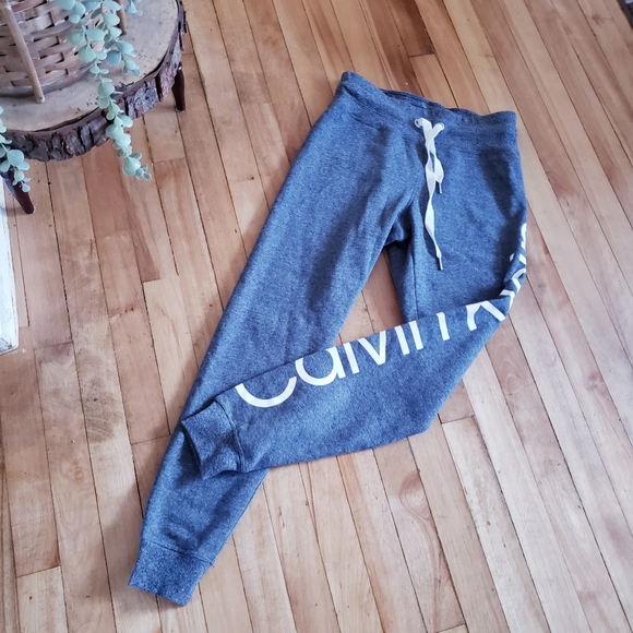 CALVIN KLEIN Performance NWOT Fleece Lined Jogger - Gray/White XS - Picture 2 of 12